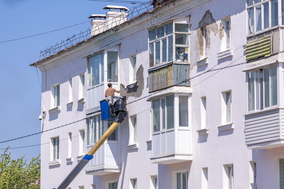 Fasády a nátěry fasád &ndash; realizace Brno